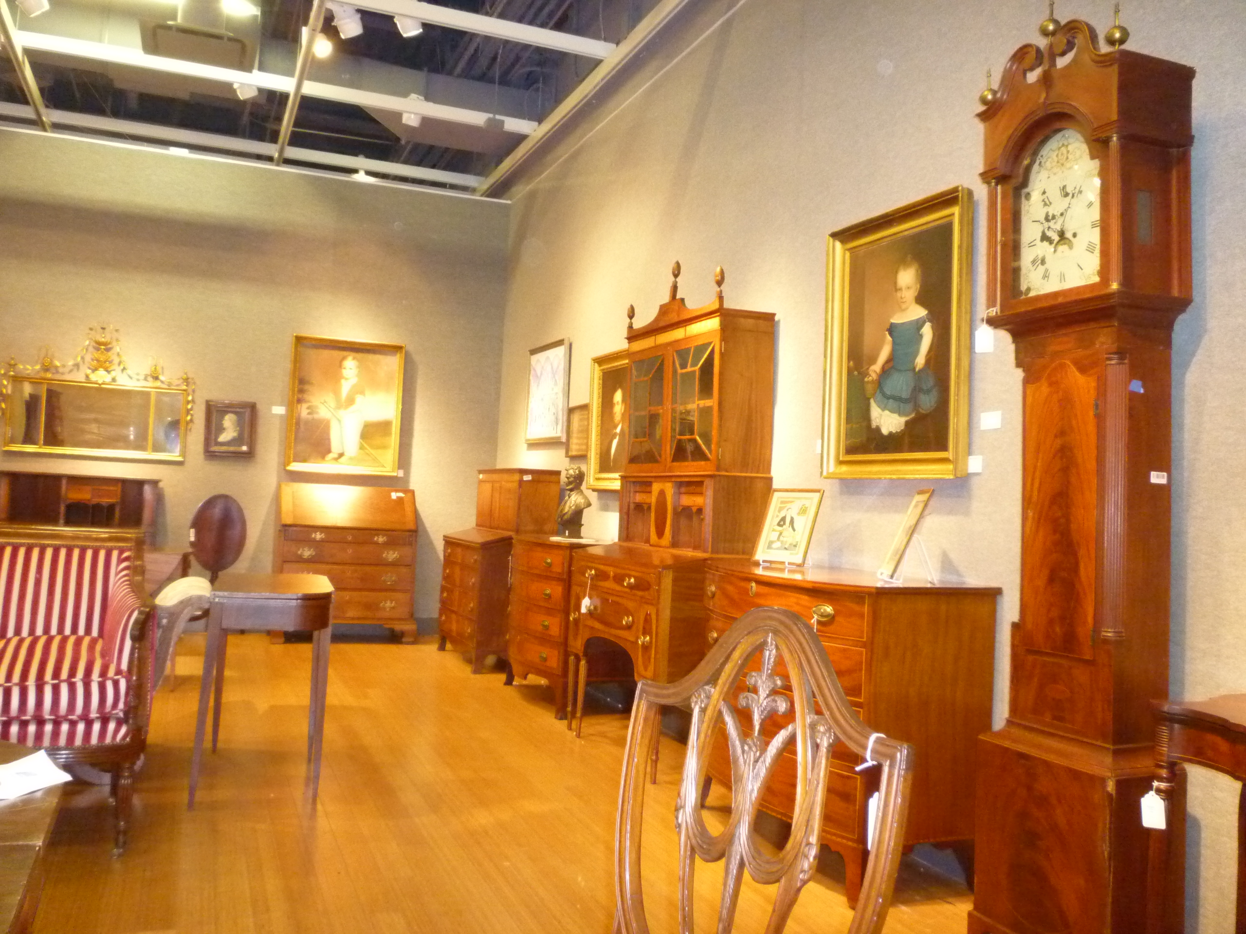 TIAS.com Surveys Collectors on Best Way to Sell Antiques and Collectibles