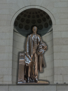 Rea Placed in the Niche via Photoshop