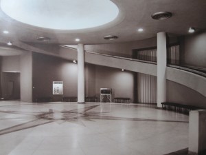 Gordon Smith, Curves