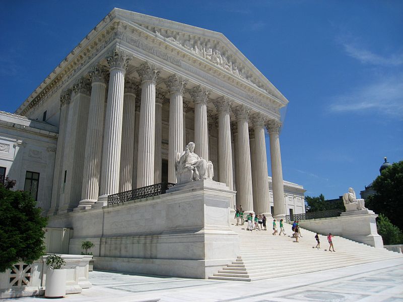 U.S. Supreme Court By Daderot (Own work) [Public domain], via Wikimedia Commons