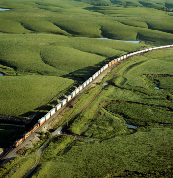 Notable Photos of Midwest Coming to Nelson-Atkins