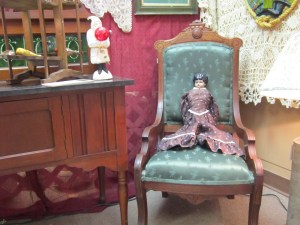 IMG_0263Damask chair Antiques Cafe Handley damask chair at Antiques Cafe