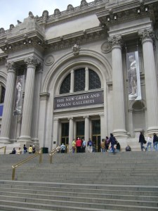 newyork-039 At the Met: Art Book Sale