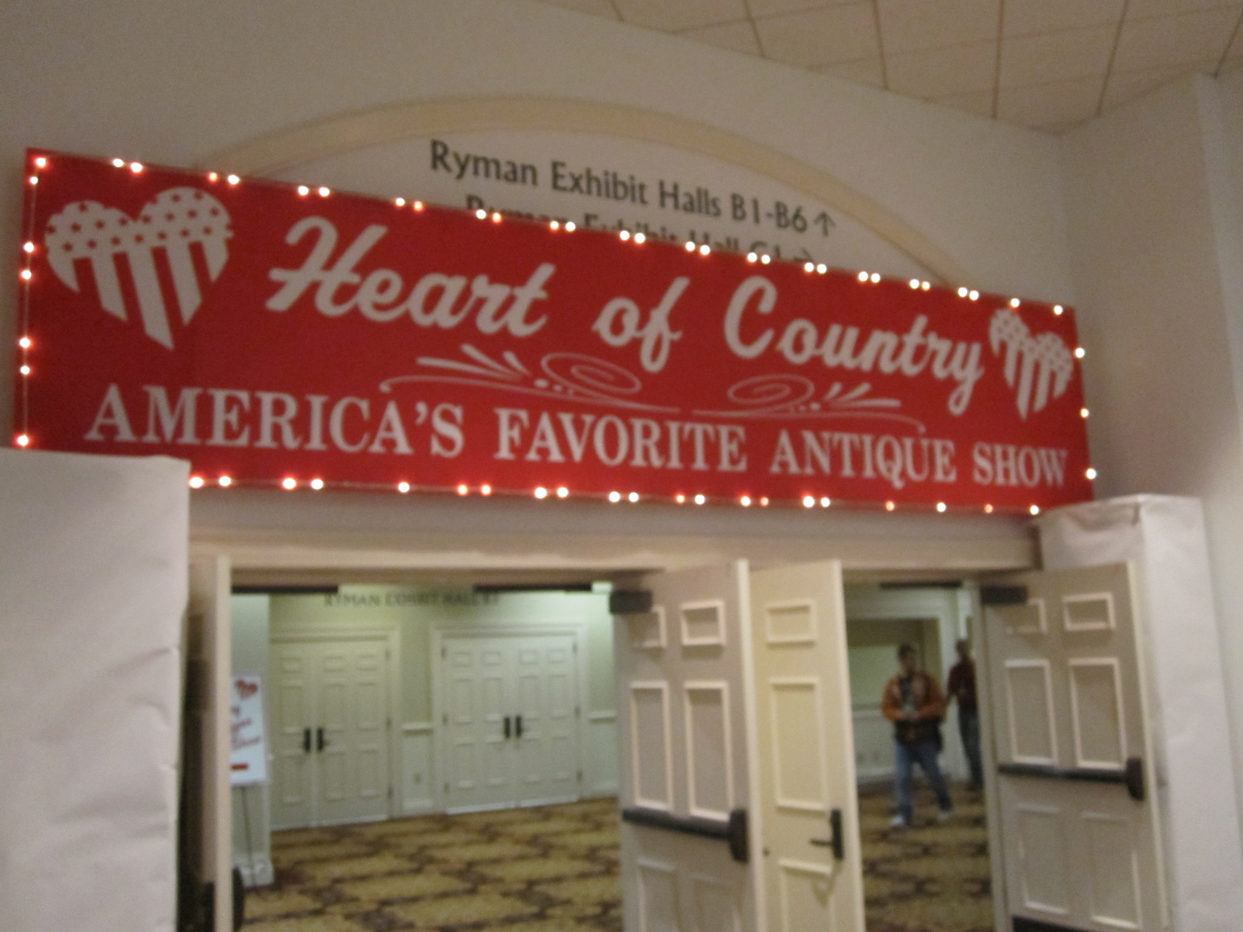 A Visit to the Grand-daddy of Antiques Shows